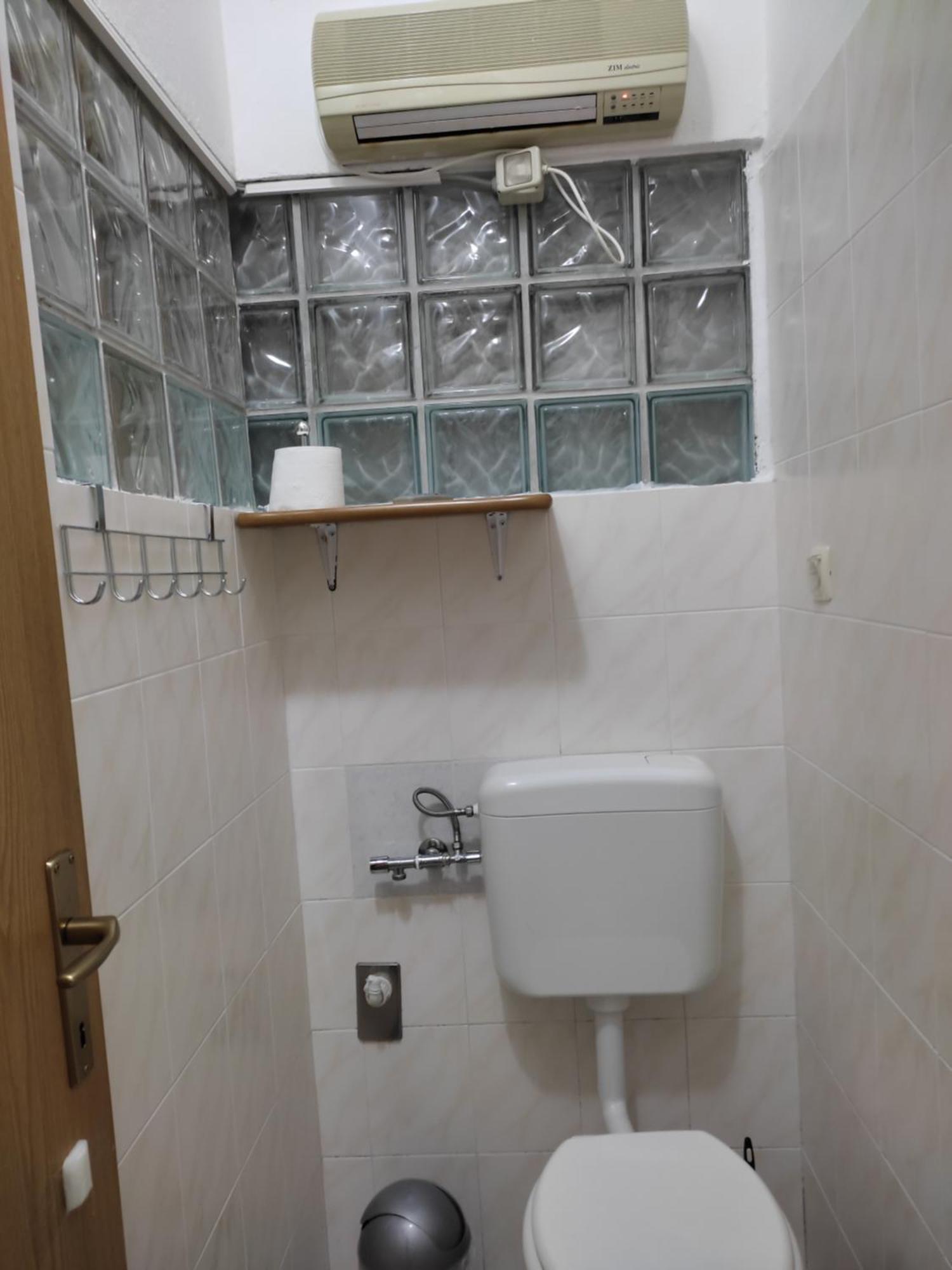 Studio Apartman Bari Buzet Exterior foto